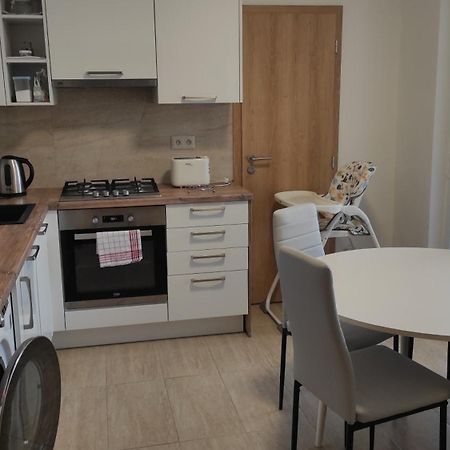 Apartman Sofia Левице Екстериор снимка