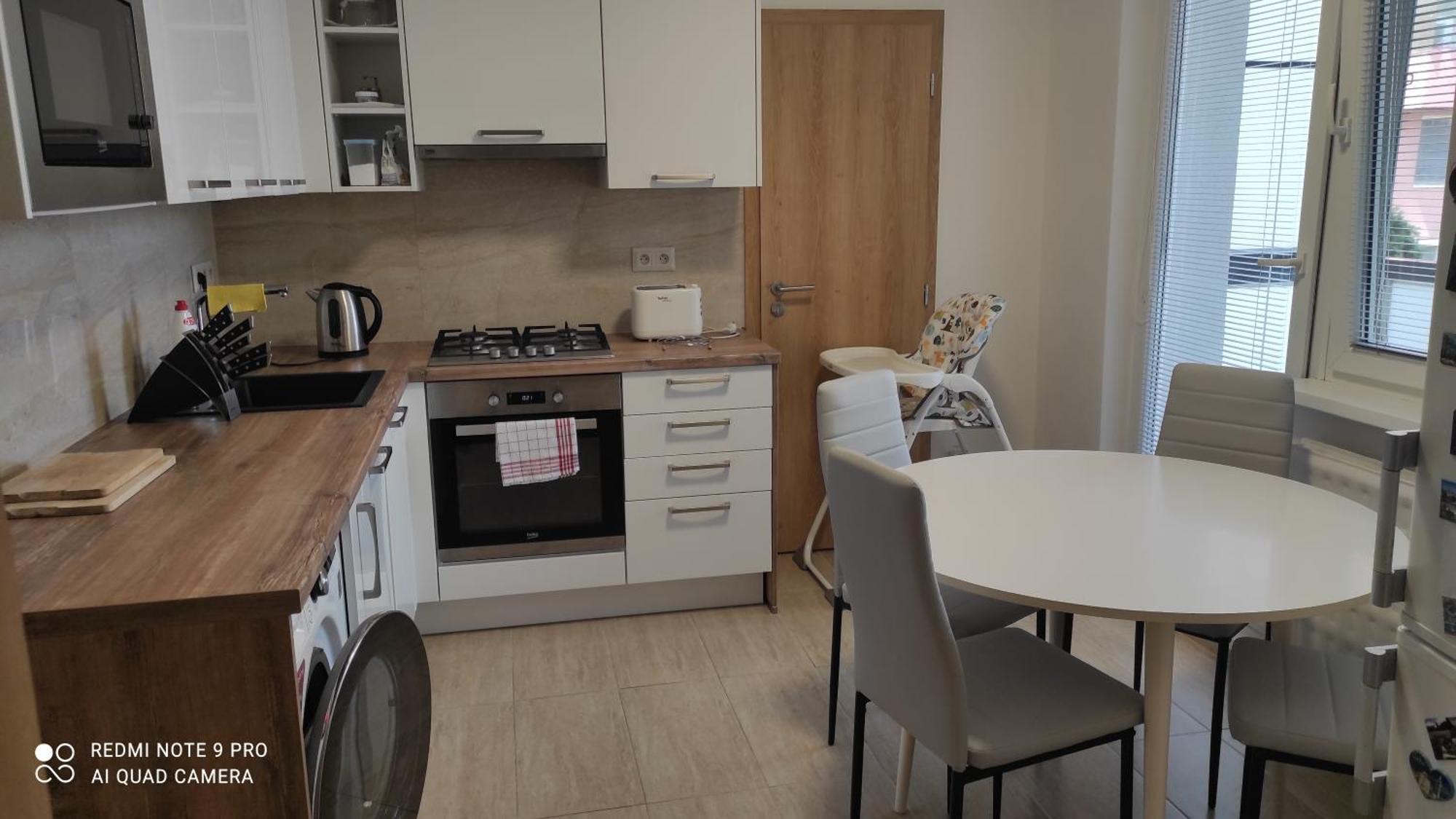 Apartman Sofia Левице Екстериор снимка